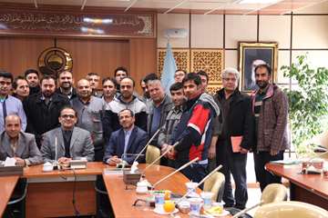 دیدار رئیس دانشگاه و معاونین با پرسنل خدماتی